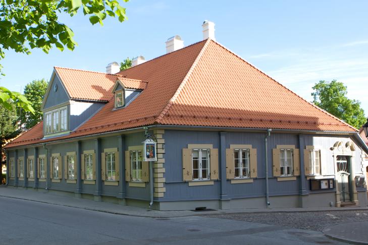 Tartu Mänguasjamuuseum ja Teatri kodu slide-1